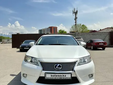 Lexus ES 300h 2014 года за 13 300 000 тг. в Алматы – фото 3