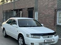 Toyota Camry 1998 года за 3 600 000 тг. в Алматы