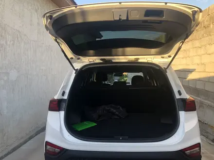 Hyundai Santa Fe 2018 года за 12 600 000 тг. в Алматы – фото 21