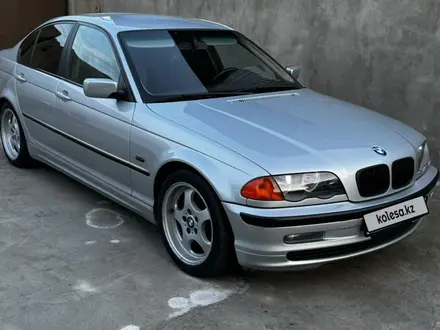 BMW 325 2001 года за 3 900 000 тг. в Шымкент