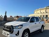 Toyota Hilux 2022 года за 20 000 000 тг. в Атырау – фото 4