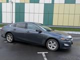 Chevrolet Malibu 2020 года за 7 500 000 тг. в Петропавловск – фото 2