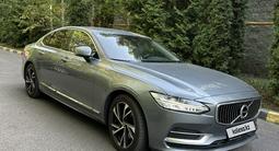 Volvo S90 2019 года за 12 500 000 тг. в Алматы