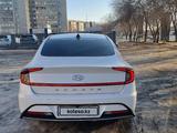 Hyundai Sonata 2022 года за 12 500 000 тг. в Семей – фото 4