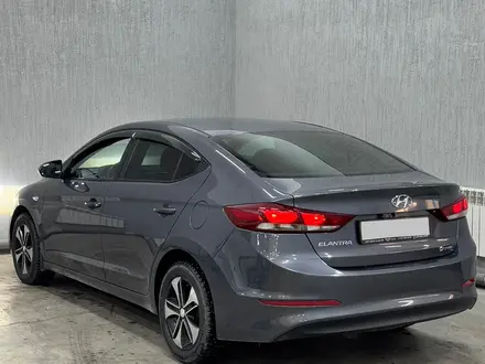 Hyundai Elantra 2017 года за 8 200 000 тг. в Талдыкорган – фото 4