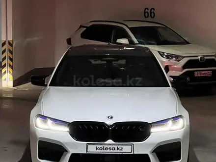 BMW M5 2022 года за 85 000 000 тг. в Алматы