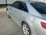 Toyota Camry 2007 года за 5 500 000 тг. в Алматы – фото 2