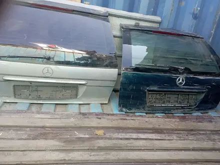 Крышка багажника универсал на Mercedes Benz C220 200 за 30 000 тг. в Алматы – фото 6