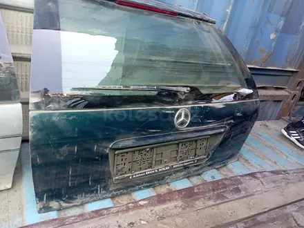 Крышка багажника универсал на Mercedes Benz C220 200 за 30 000 тг. в Алматы – фото 7