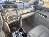 Toyota Camry 2012 года за 5 200 000 тг. в Уральск – фото 5
