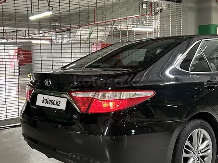 Toyota Camry 2017 года за 10 000 000 тг. в Астана – фото 15