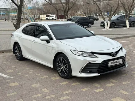 Toyota Camry 2021 года за 16 500 000 тг. в Кызылорда