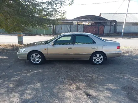 Toyota Camry 1999 года за 4 500 000 тг. в Кентау – фото 2