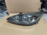 Фары передние Toyota camry 35 30 за 45 000 тг. в Караганда – фото 2