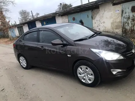 Hyundai Accent 2015 года за 5 000 000 тг. в Актобе – фото 2