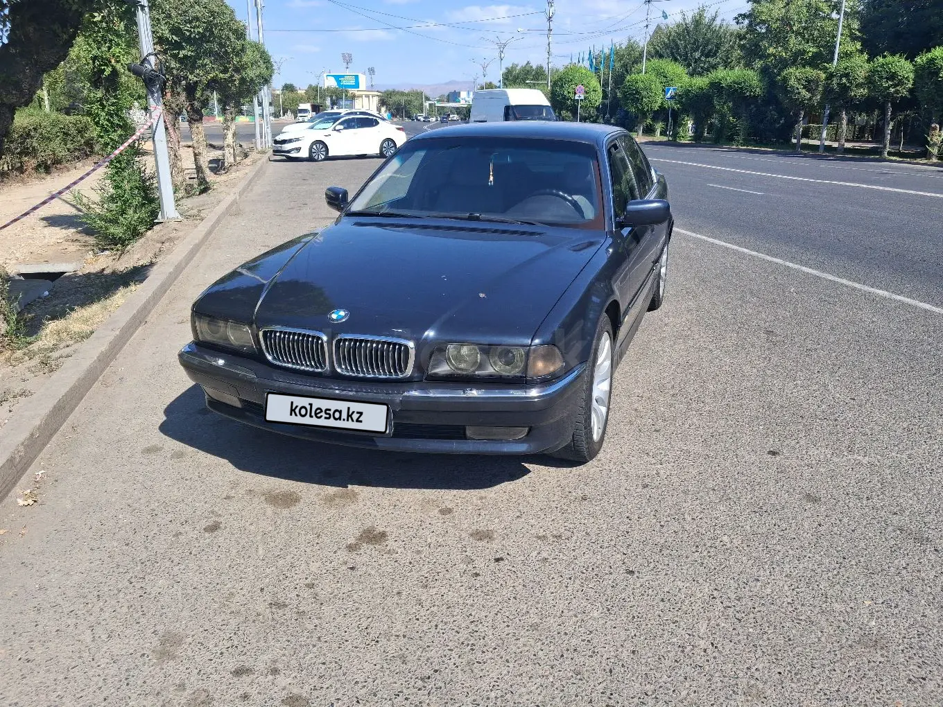 BMW 7 Series, 1995