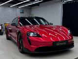 Porsche Taycan 2021 года за 57 000 000 тг. в Астана