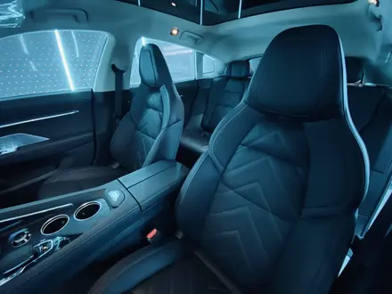 Zeekr 001 WE 2WD 2025 года за 18 500 000 тг. в Усть-Каменогорск – фото 8