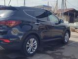 Hyundai Santa Fe 2018 года за 9 800 000 тг. в Шымкент – фото 4