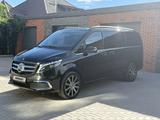 Mercedes-Benz V 300 2023 года за 53 000 000 тг. в Караганда – фото 4