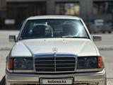 Mercedes-Benz E 200 1991 года за 2 250 000 тг. в Тараз