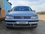 Volkswagen Golf 2001 годаүшін3 500 000 тг. в Караганда
