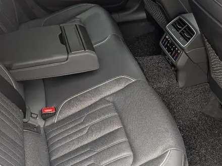 Audi A6 2024 года за 28 500 000 тг. в Алматы – фото 23