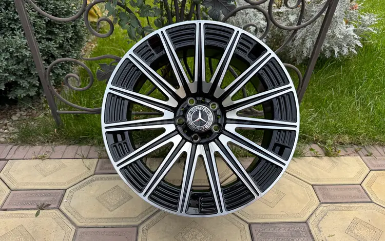 Оригинальные диски R19 AMG на Mercedes Мерседес за 685 000 тг. в Алматы