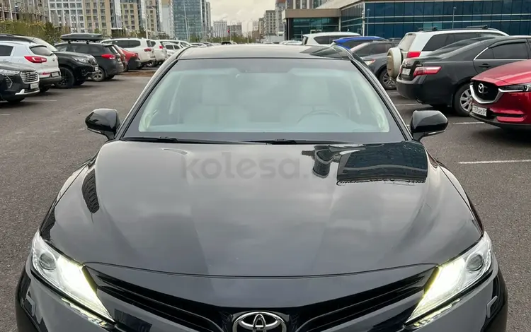 Toyota Camry 2019 годаfor15 900 000 тг. в Астана