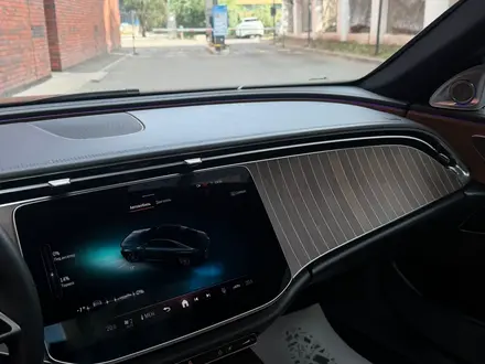Mercedes-Benz E 300 2024 года за 35 000 000 тг. в Астана – фото 28