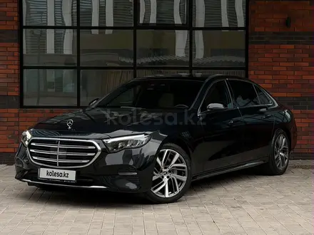 Mercedes-Benz E 300 2024 года за 35 000 000 тг. в Астана – фото 4