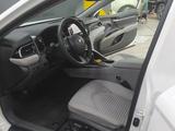 Toyota Camry 2022 годаүшін14 450 000 тг. в Алматы – фото 4