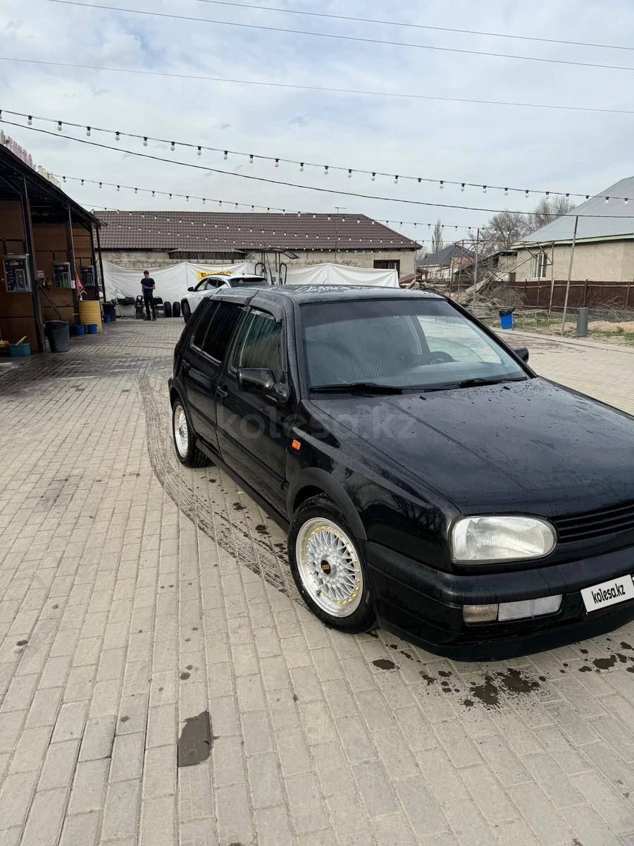 Volkswagen Golf 1997 г.