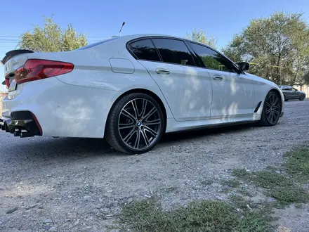 BMW 540 2017 года за 24 500 000 тг. в Алматы – фото 26