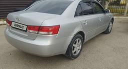 Hyundai Sonata 2006 годаүшін3 250 000 тг. в Актау – фото 2