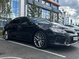 Toyota Camry 2015 годаfor13 200 000 тг. в Астана