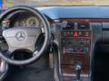 Mercedes-Benz E 230 1997 годаfor2 900 000 тг. в Караганда – фото 6