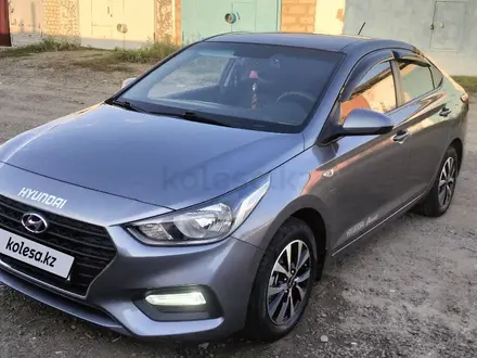Hyundai Accent 2019 года за 7 200 000 тг. в Актобе – фото 8