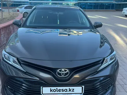 Toyota Camry 2018 года за 12 500 000 тг. в Астана – фото 4