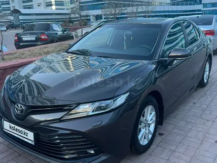 Toyota Camry 2018 года за 12 500 000 тг. в Астана – фото 5