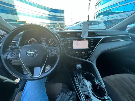 Toyota Camry 2018 года за 12 500 000 тг. в Астана – фото 7