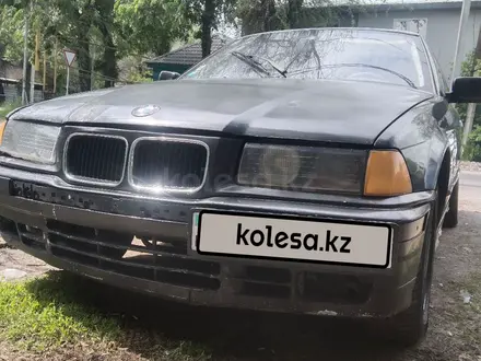 BMW 320 1991 года за 1 000 000 тг. в Алматы – фото 3