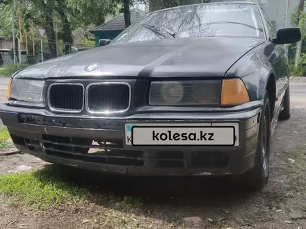 BMW 320 1991 года за 1 000 000 тг. в Алматы – фото 4