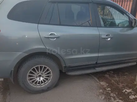 Hyundai Santa Fe 2007 года за 6 000 000 тг. в Алматы – фото 3