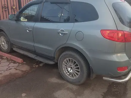 Hyundai Santa Fe 2007 года за 6 000 000 тг. в Алматы – фото 4