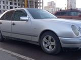 Mercedes-Benz E 230 1996 года за 2 750 000 тг. в Астана – фото 4