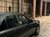 Mercedes-Benz E 220 1993 годаfor3 600 000 тг. в Шымкент – фото 5