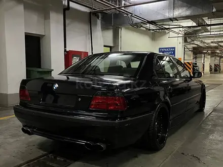 BMW 750 1999 года за 5 500 000 тг. в Алматы – фото 3