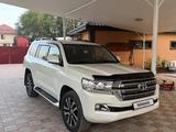 Toyota Land Cruiser 2016 года за 28 500 000 тг. в Алматы – фото 4