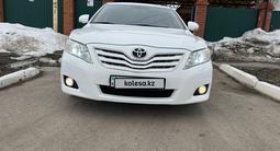 Toyota Camry 2011 года за 9 500 000 тг. в Костанай – фото 2